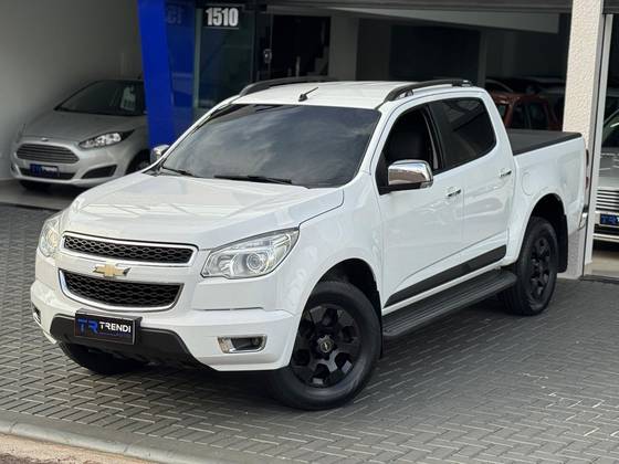 CHEVROLET S10 2.4 LTZ 4X2 CD 8V FLEX 4P MANUAL CHEVROLET S10 2.4 LTZ 4X2 CD 8V FLEX 4P MANUAL